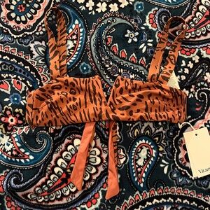 NWT Vitamin A Animal Print Bikini Top